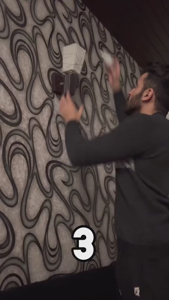 ๐๐ข๐
๐ข ๐๐ฆ๐๐ซ๐ญ ๐๐ข๐ ๐ก๐ญ ๐๐ฎ๐ฅ๐